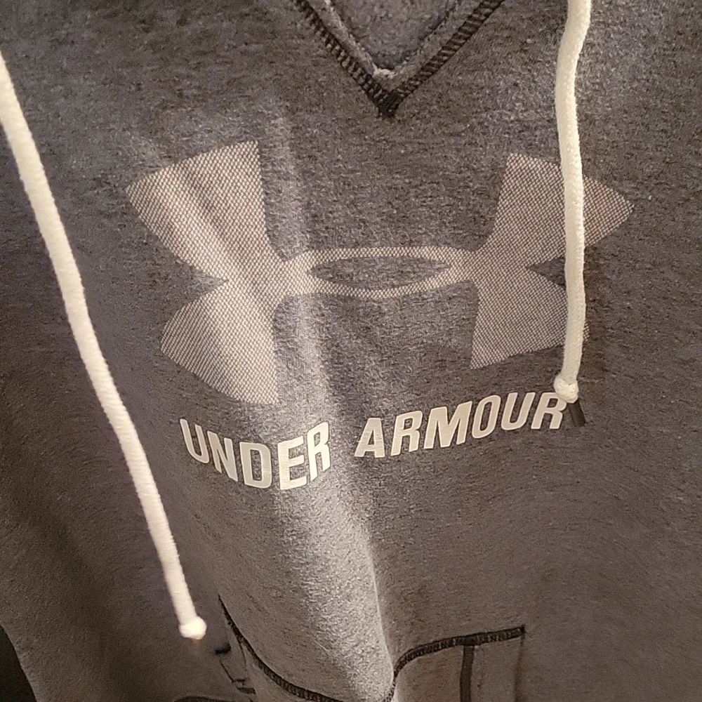 Under Armour hoodie - Picture 2 of 4